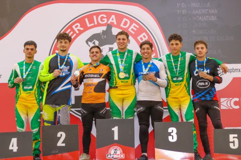 podio etapa final-398.jpg