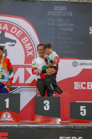 podio etapa final-035.jpg